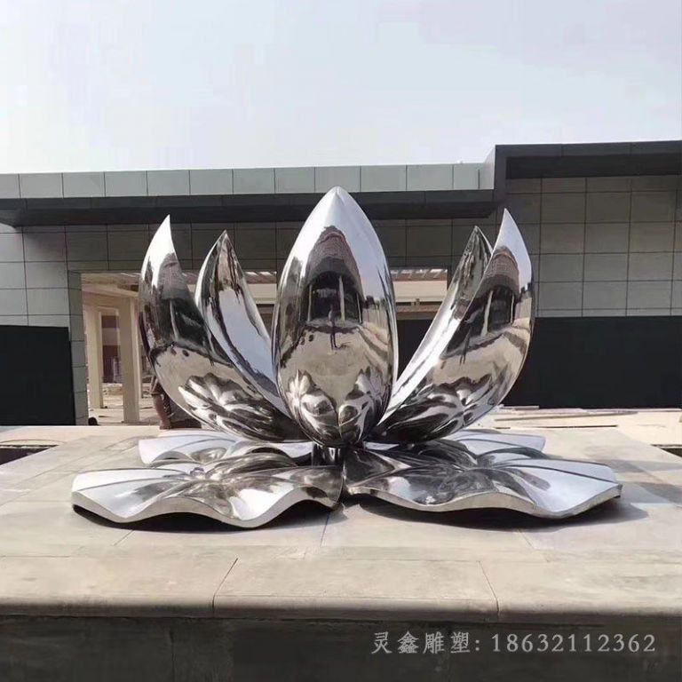 不锈钢鲜花景观雕塑