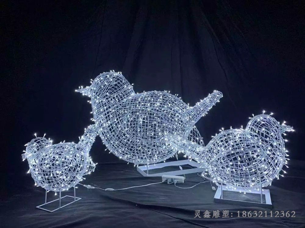 不锈钢发光小鸟景观雕塑