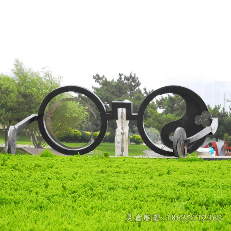 抽象不锈钢眼镜景观雕塑