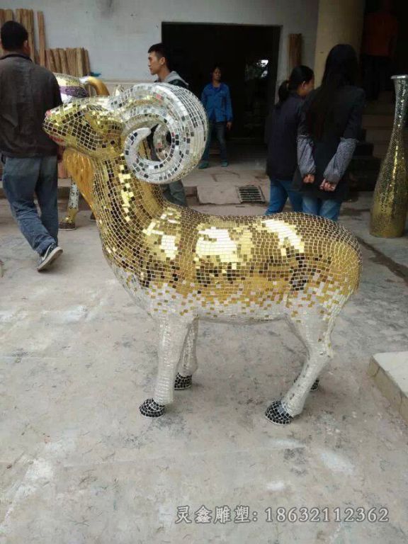不锈钢羊动物景观雕塑