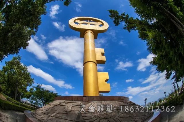 不锈钢钥匙广场景观雕塑