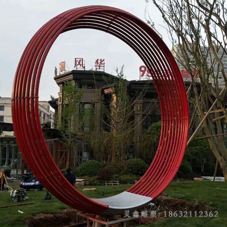 不锈钢圆球彩绘标志雕塑