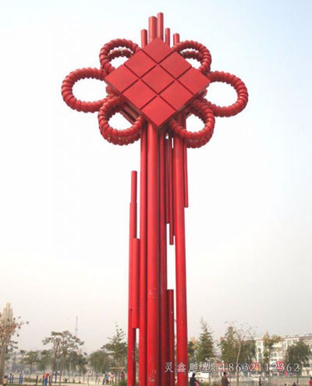 不锈钢彩绘中国结别墅雕塑