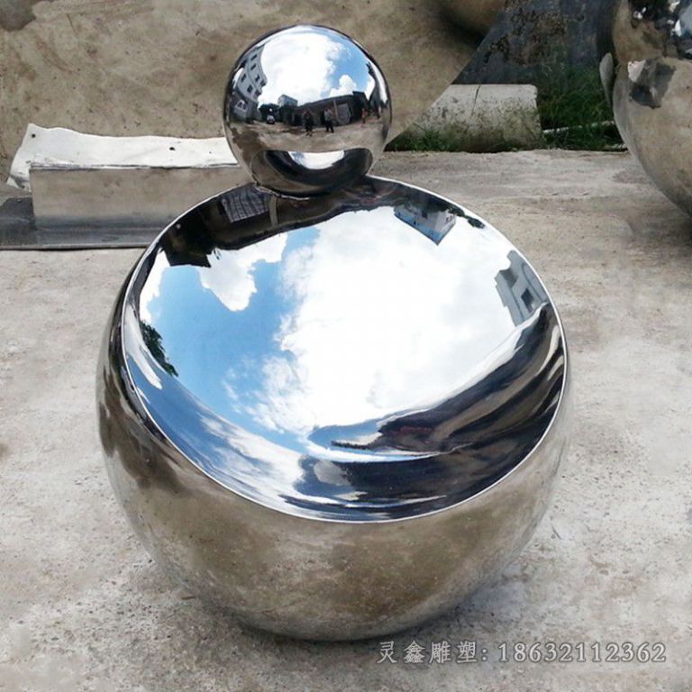 不锈钢镜面座椅景观雕塑