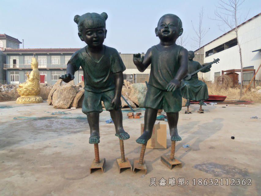 小孩玩耍庭院人物铜雕