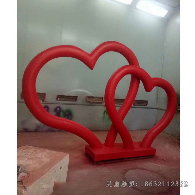 抽象爱心不锈钢景观雕塑