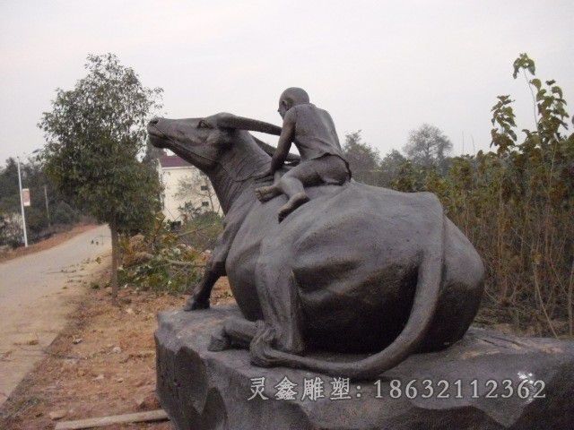 小孩骑牛小品景观铜雕