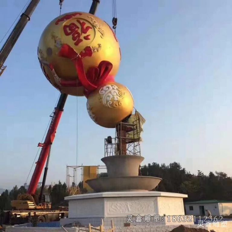 不锈钢金葫芦抽象雕塑