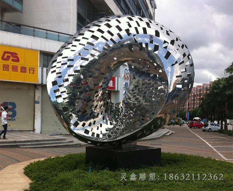 镂空异形圆不锈钢雕塑