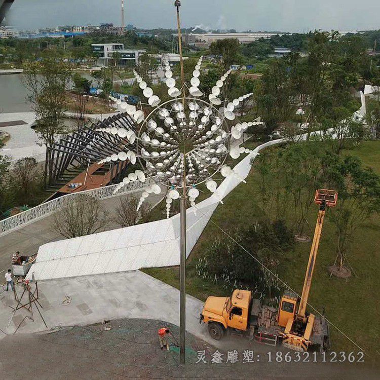 不锈钢抽象风动景观雕塑