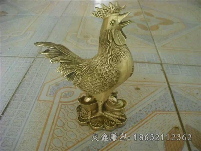 招财公鸡抽象铜雕