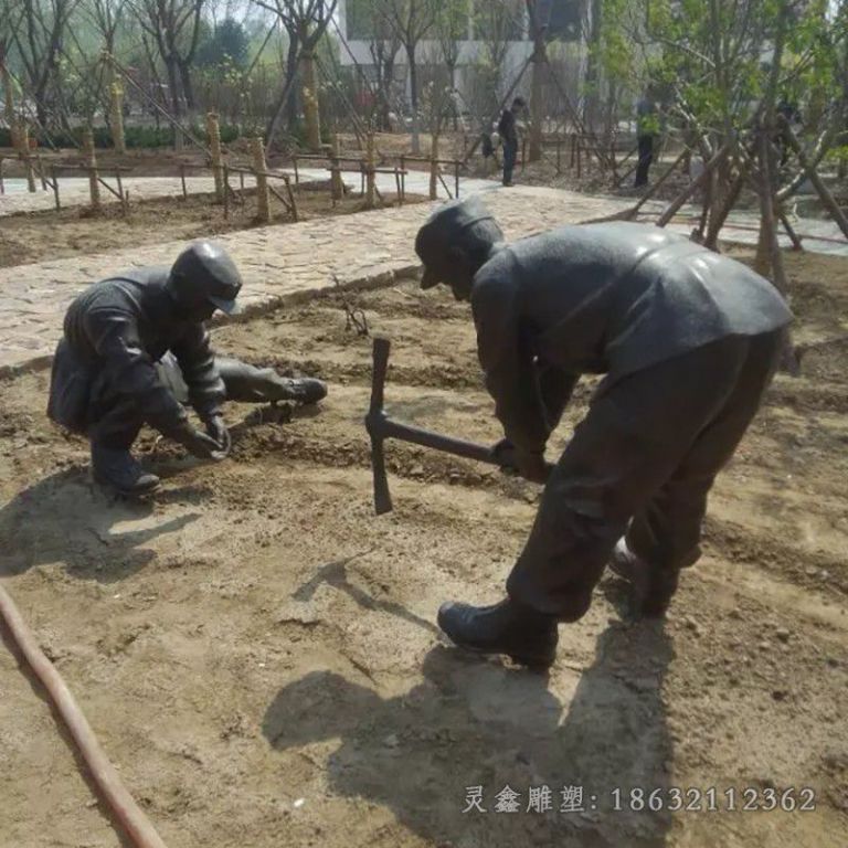 种地农耕人物标志铜雕