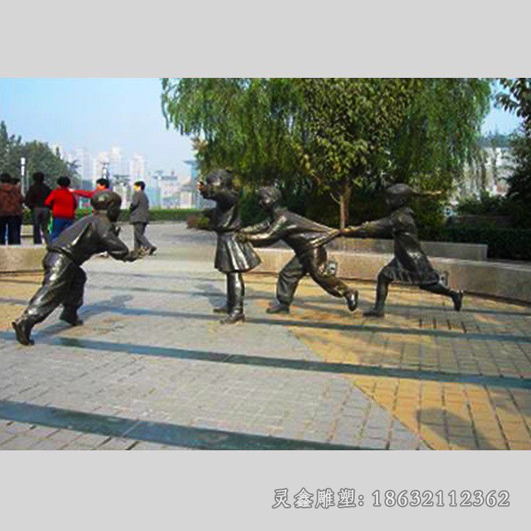 老鹰捉小鸡儿童嬉戏铜雕