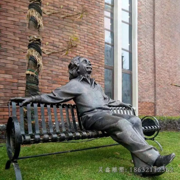 爱因斯坦人物抽象铜雕