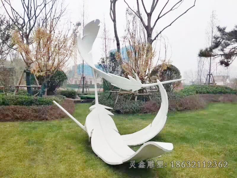 不锈钢羽毛抽象景观雕塑