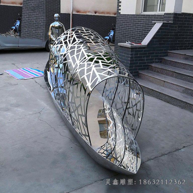 不锈钢镂空船小区雕塑