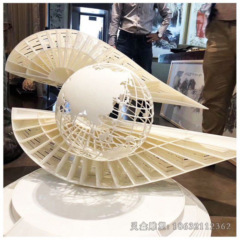 不锈钢镂空眼睛公园雕塑