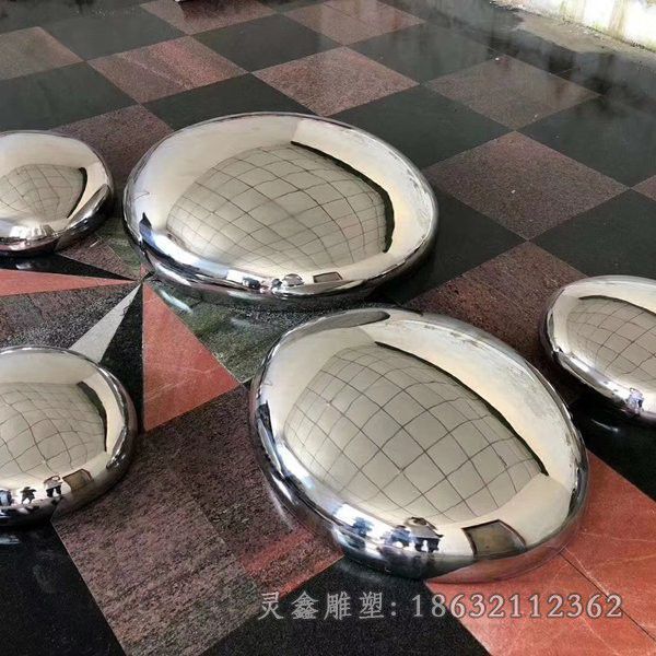 不锈钢镜面鹅卵石标志雕塑