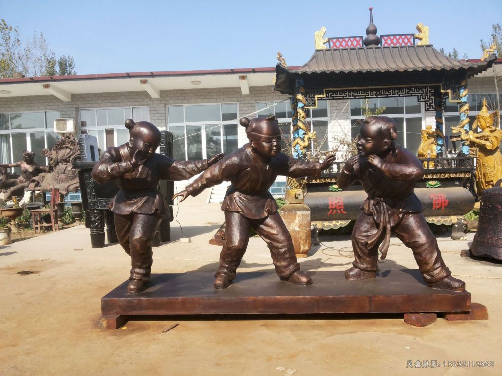 街边儿童嬉戏人物铜雕