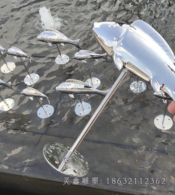 不锈钢鱼群广场标志雕塑