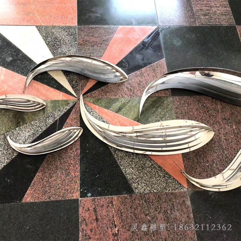 不锈钢鱼群商场标志雕塑