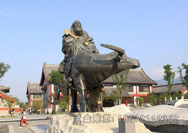 老子骑牛广场人物铜雕
