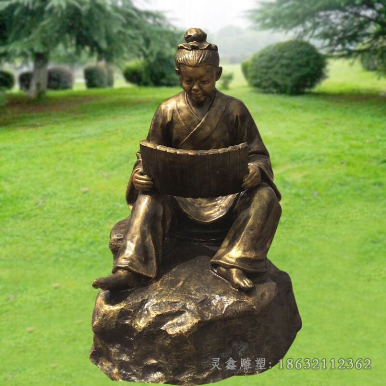 少年梁启超读书景观铜雕