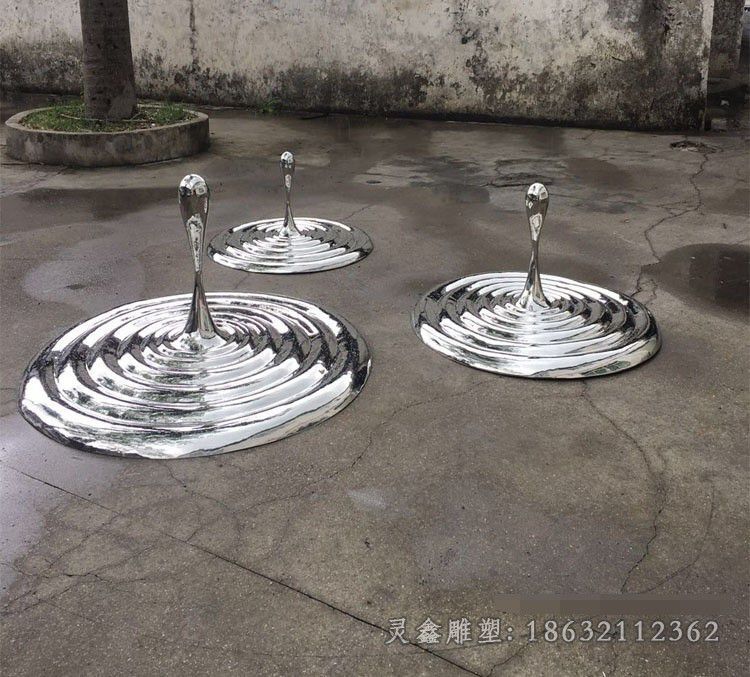 不锈钢镜面水滴街边雕塑