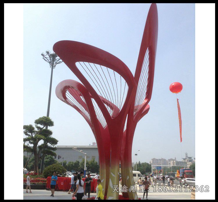 不锈钢彩绘树叶庭院雕塑