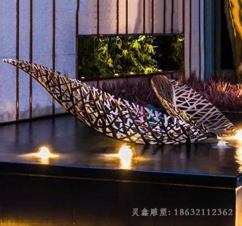 不锈钢发光树叶标志雕塑