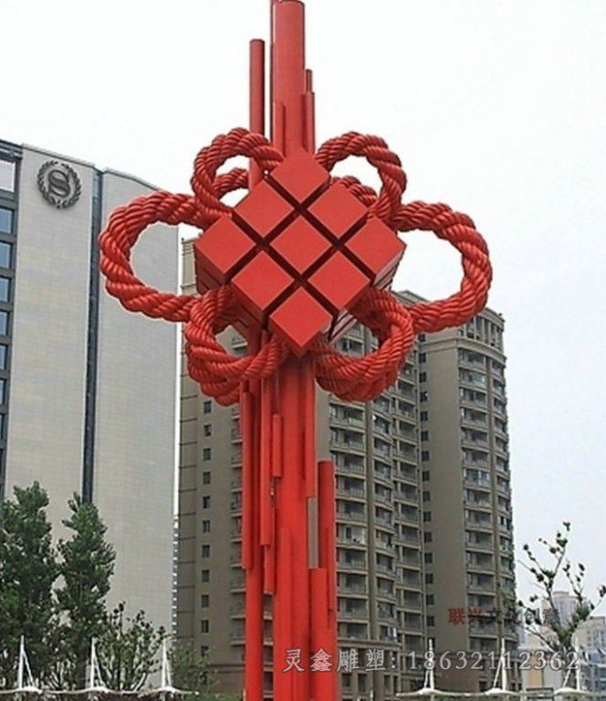 不锈钢中国结别墅雕塑