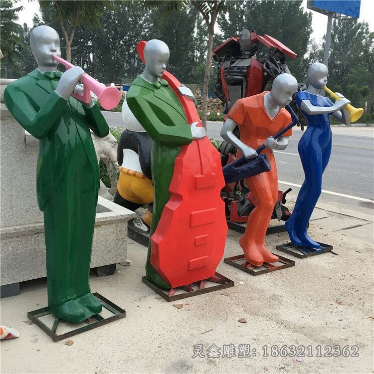 吹拉弹唱广场人物铜雕