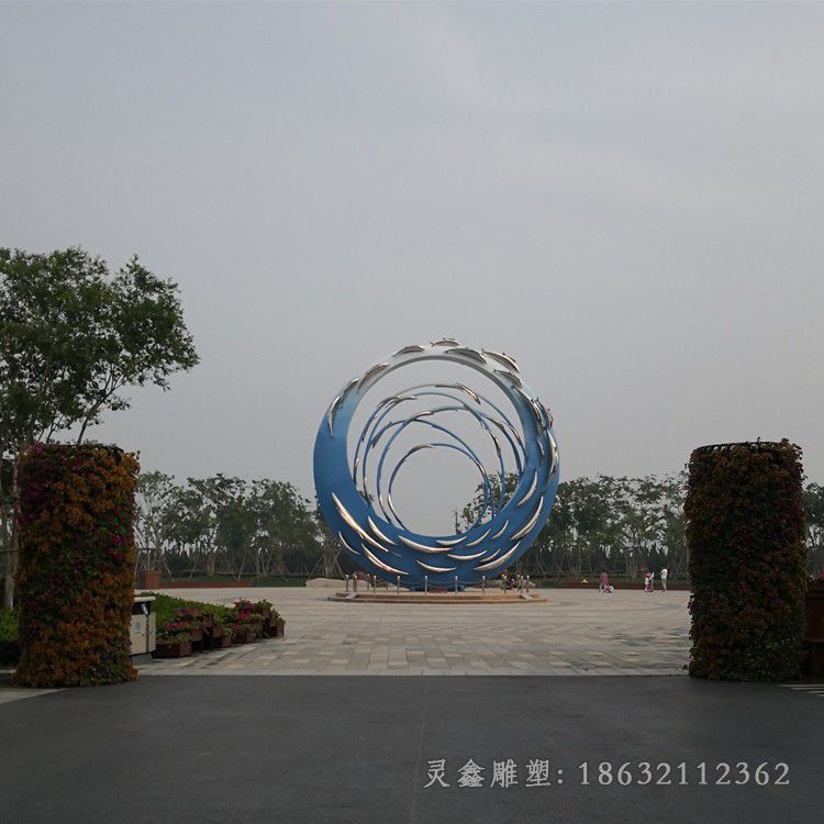 不锈钢彩绘动物鱼群雕塑