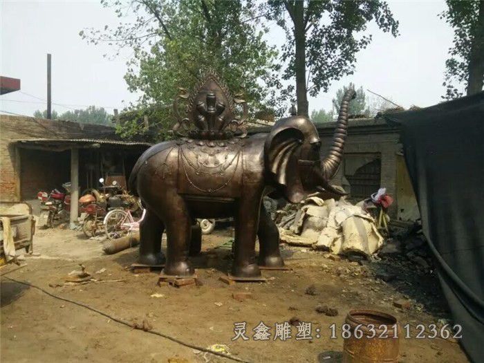 抽象大象动物铜雕