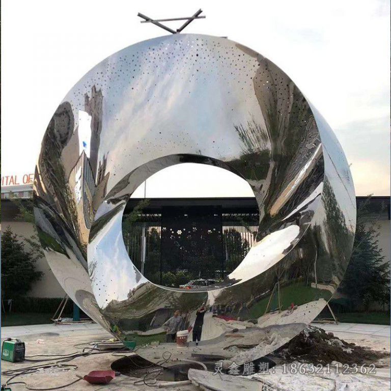 抽象圆环街边不锈钢雕塑