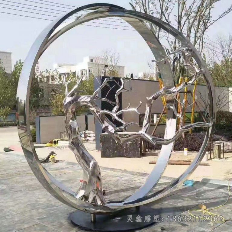 不锈钢抽象别墅圆环雕塑