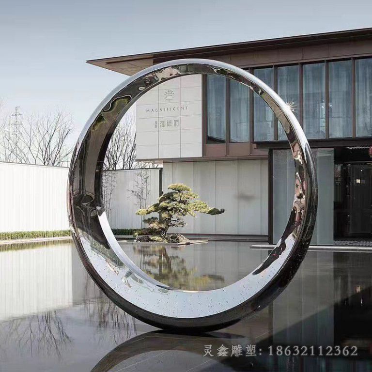 不锈钢月亮商场标志雕塑