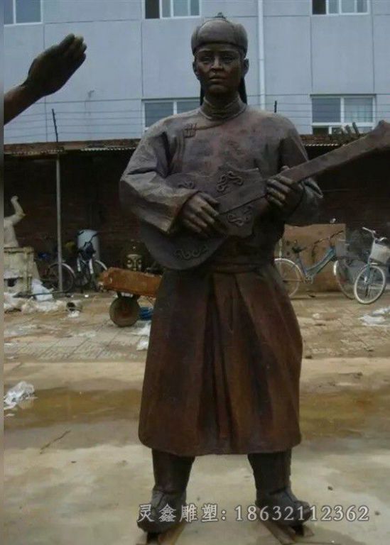 弹琵琶人物标志铜雕