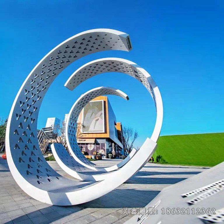 不锈钢镂空圆环景观雕塑