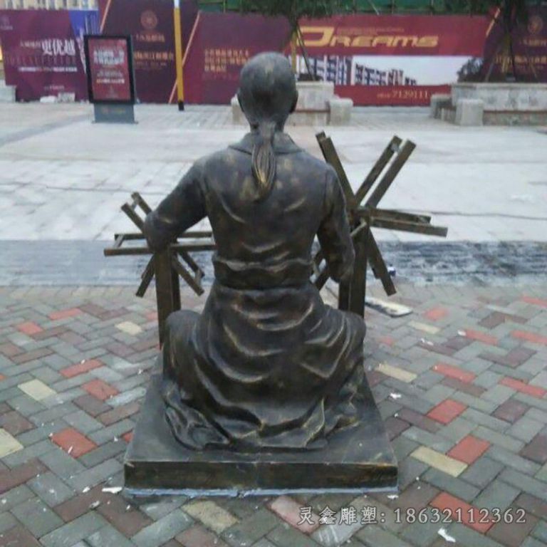 织布人物商场景观铜雕