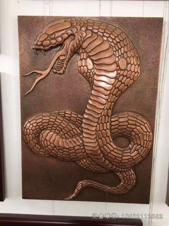 浮雕动物蛇景观铜雕