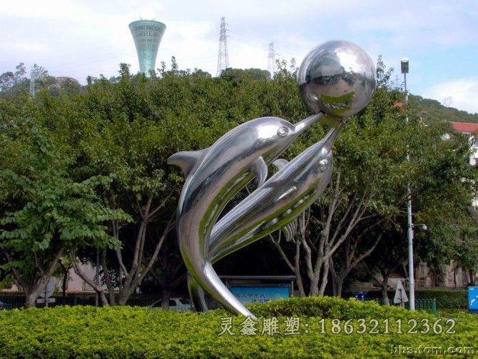 海豚戏球校园不锈钢雕塑
