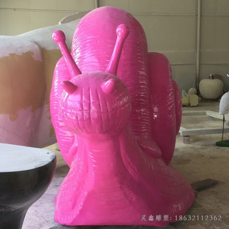 不锈钢彩绘蜗牛动物雕塑