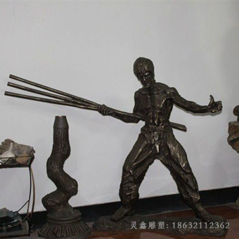 名人李小龙广场铜雕