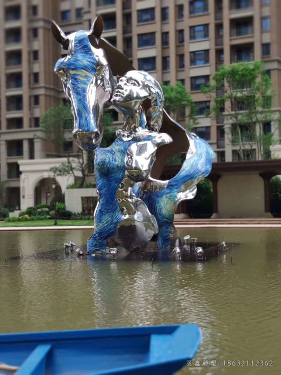 不锈钢半身马城市雕塑