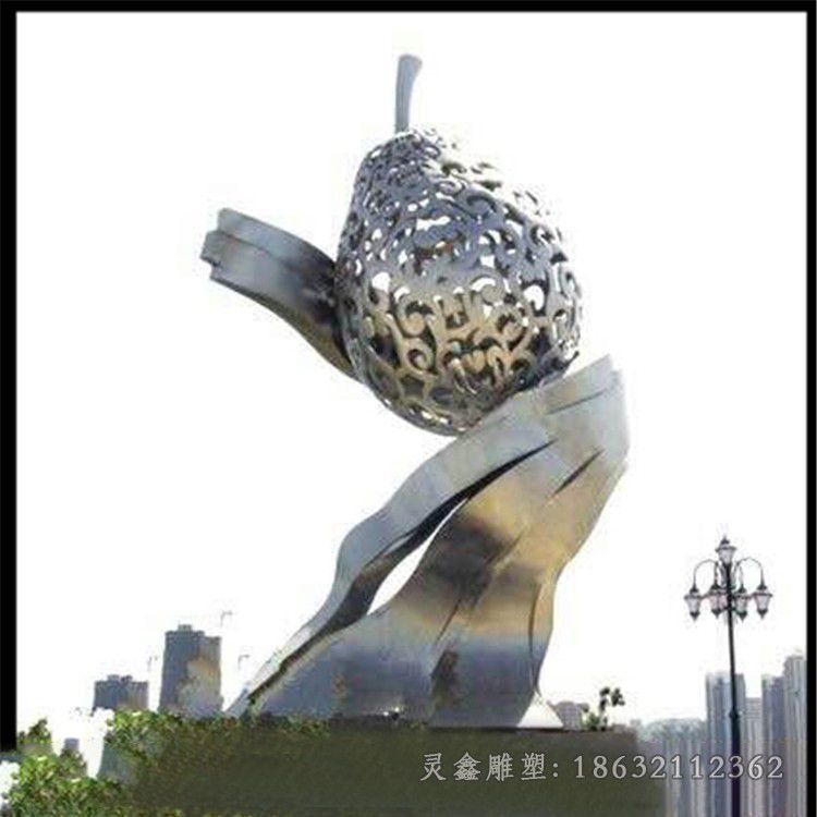 不锈钢镂空梨景观雕塑