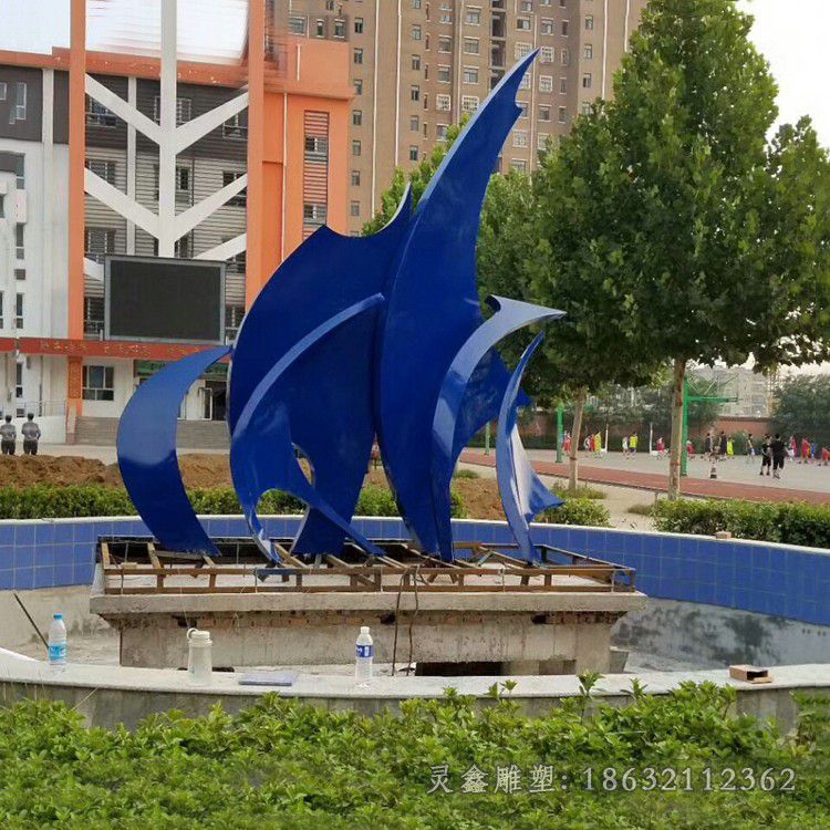 不锈钢城市彩绘海豚雕塑