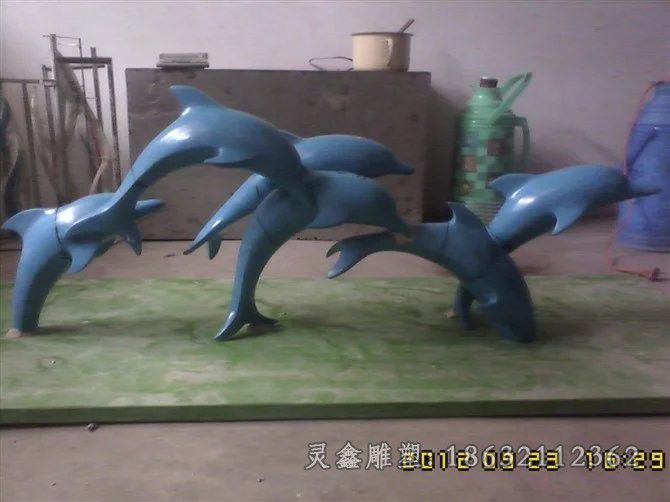 不锈钢校园彩绘海豚雕塑