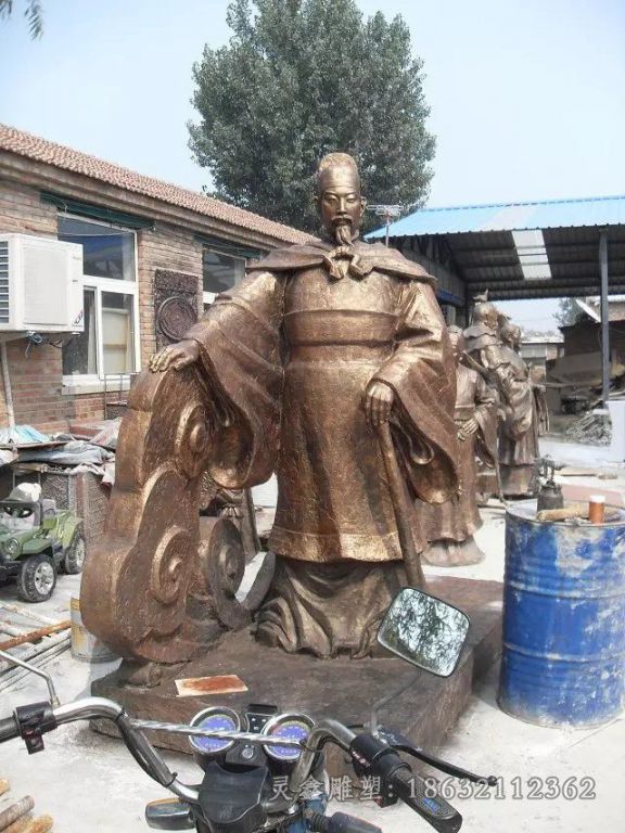 古代人物小区抽象铜雕