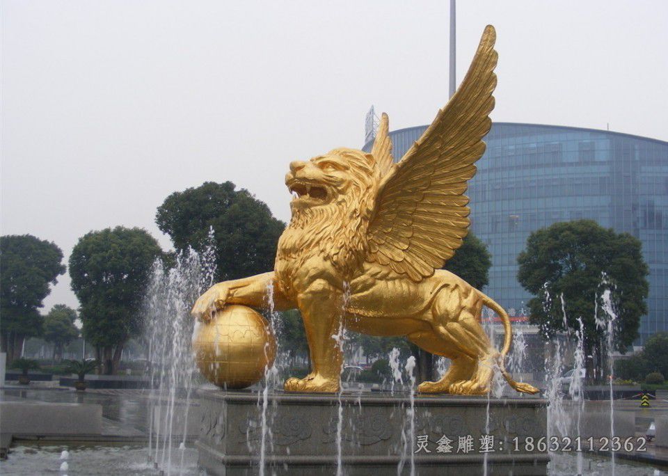 展翅狮子别墅景观铜雕